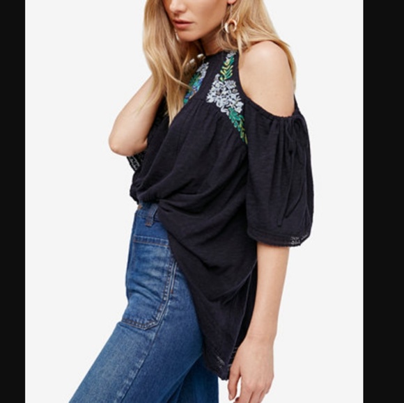 Free People Fast Times Peasant Top Cold Shoulder Embroidered Navy Blue Small NWT - Picture 6 of 10